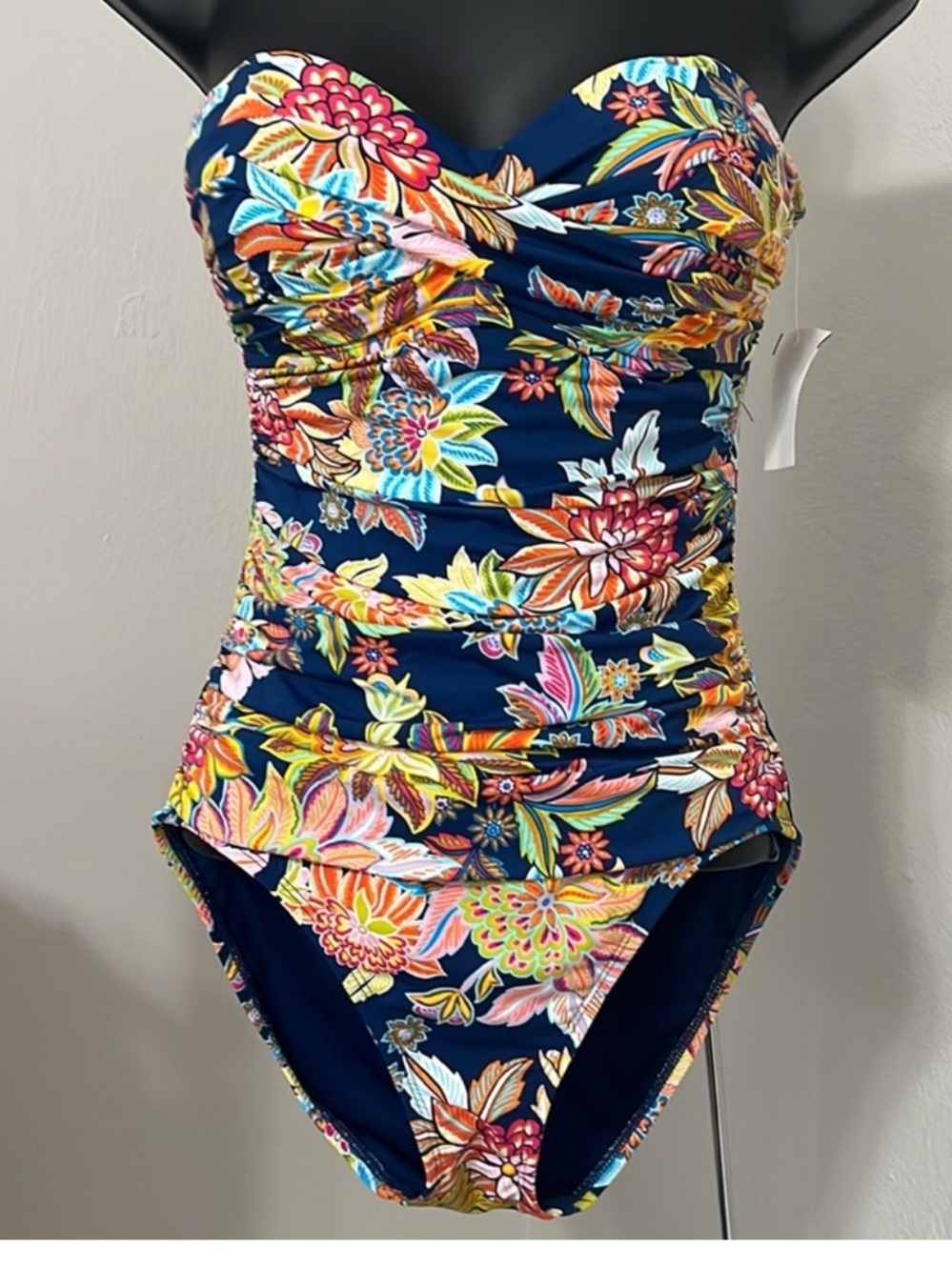 NWT Bleu Rod Beattie Floral Bandeau Swimsuit Size 8 - Picture 2 of 7